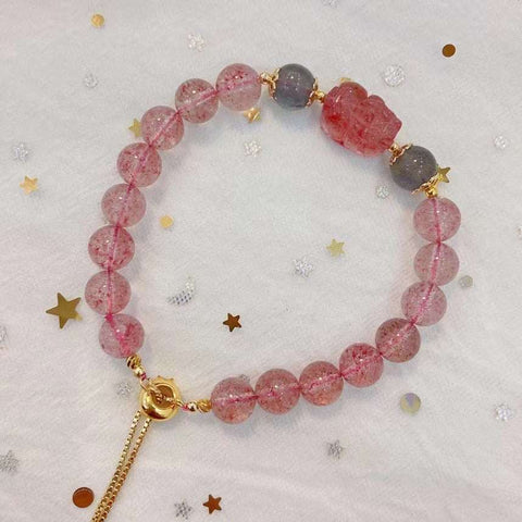 Natural strawberry crystal 8.6MM bracelet, matched with gray moonlight